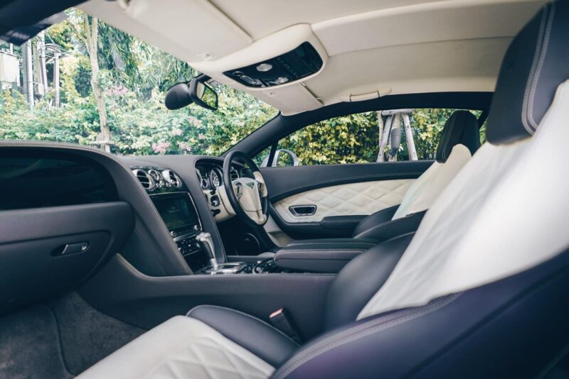 Bentley Continental GT photo 6
