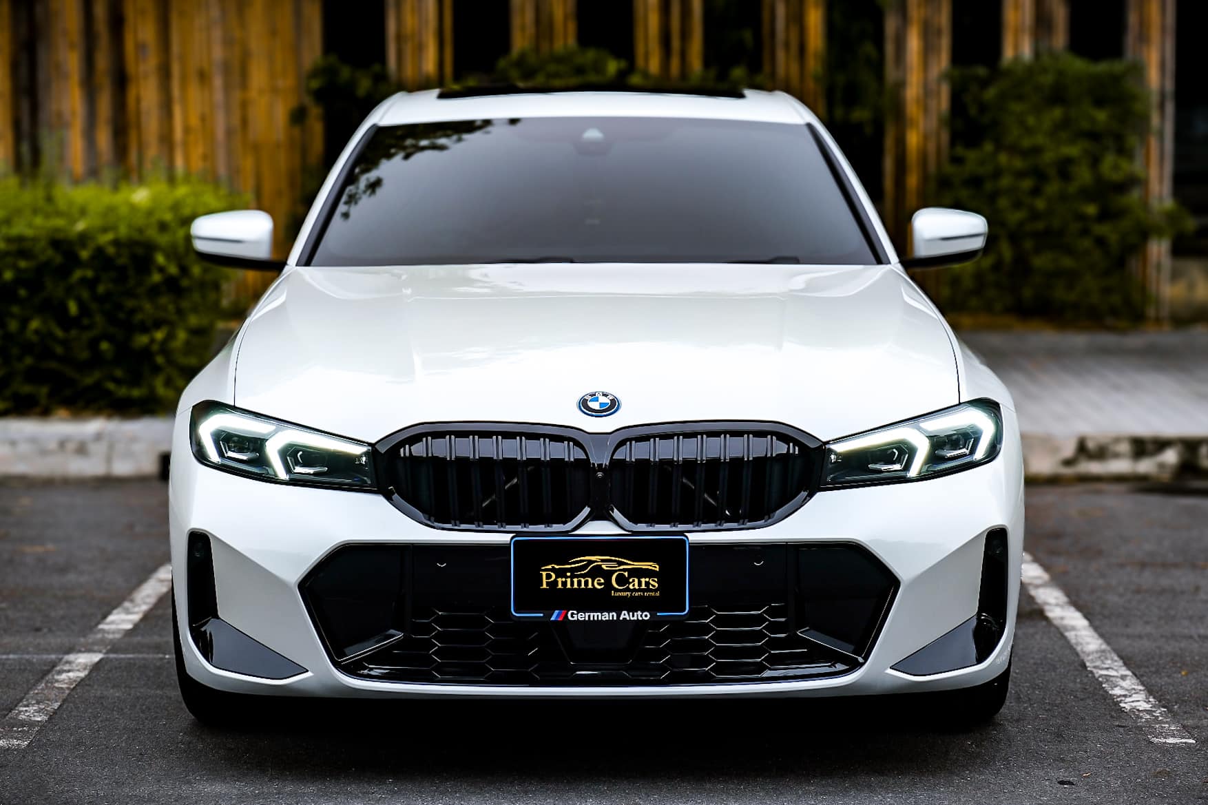 BMW 330e M Sport LCI photo 1