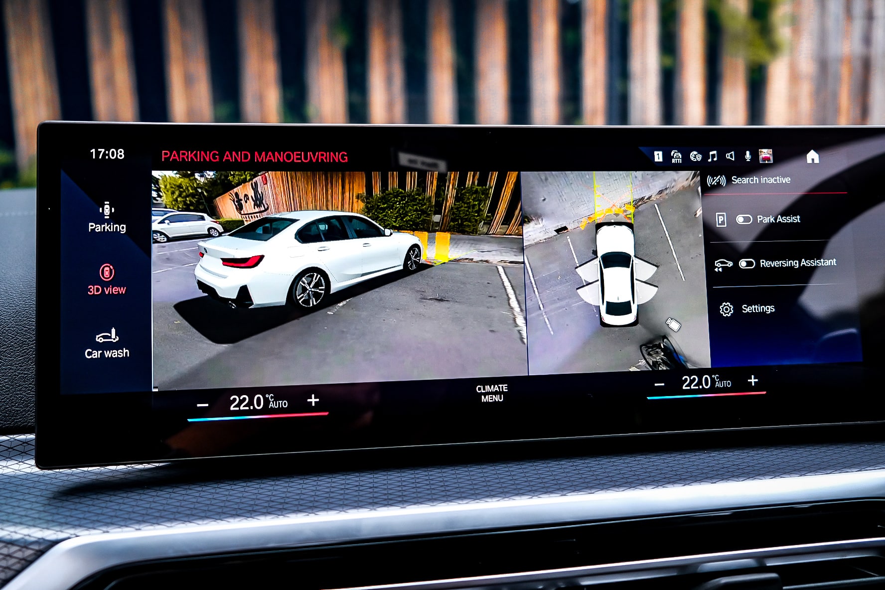 BMW 330e M Sport LCI photo 11