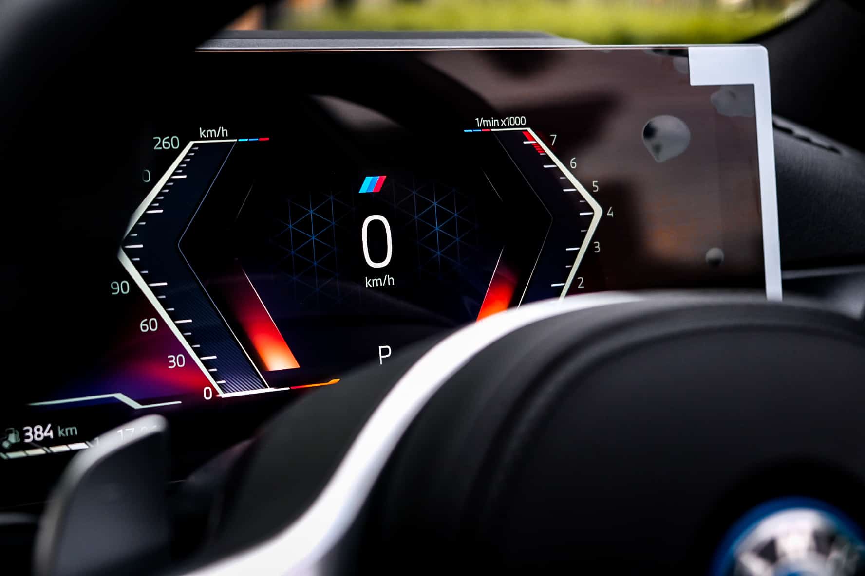 BMW 330e M Sport LCI photo 9