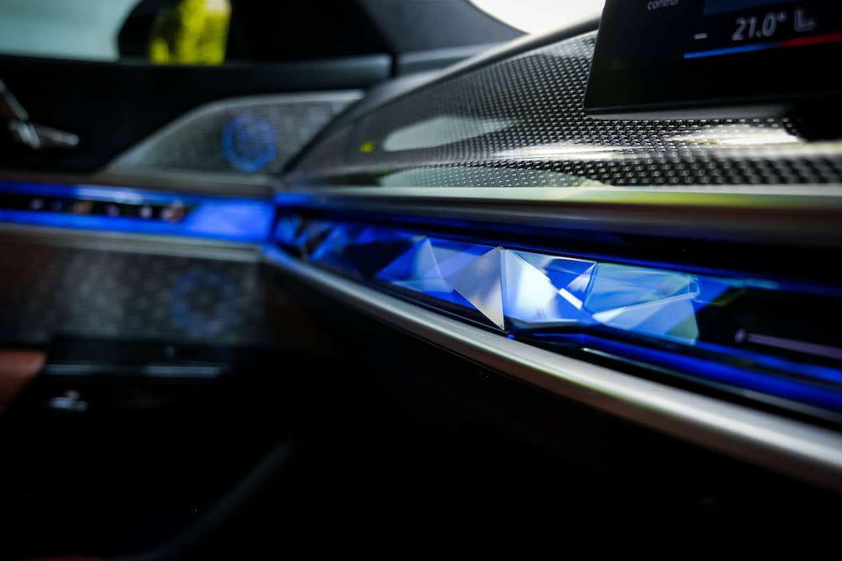 BMW i7 xDrive60 photo 38