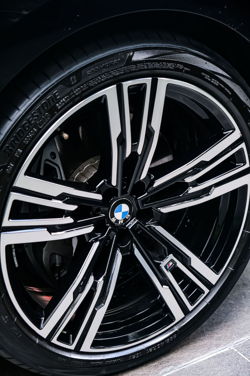 BMW i7 xDrive60 photo 43