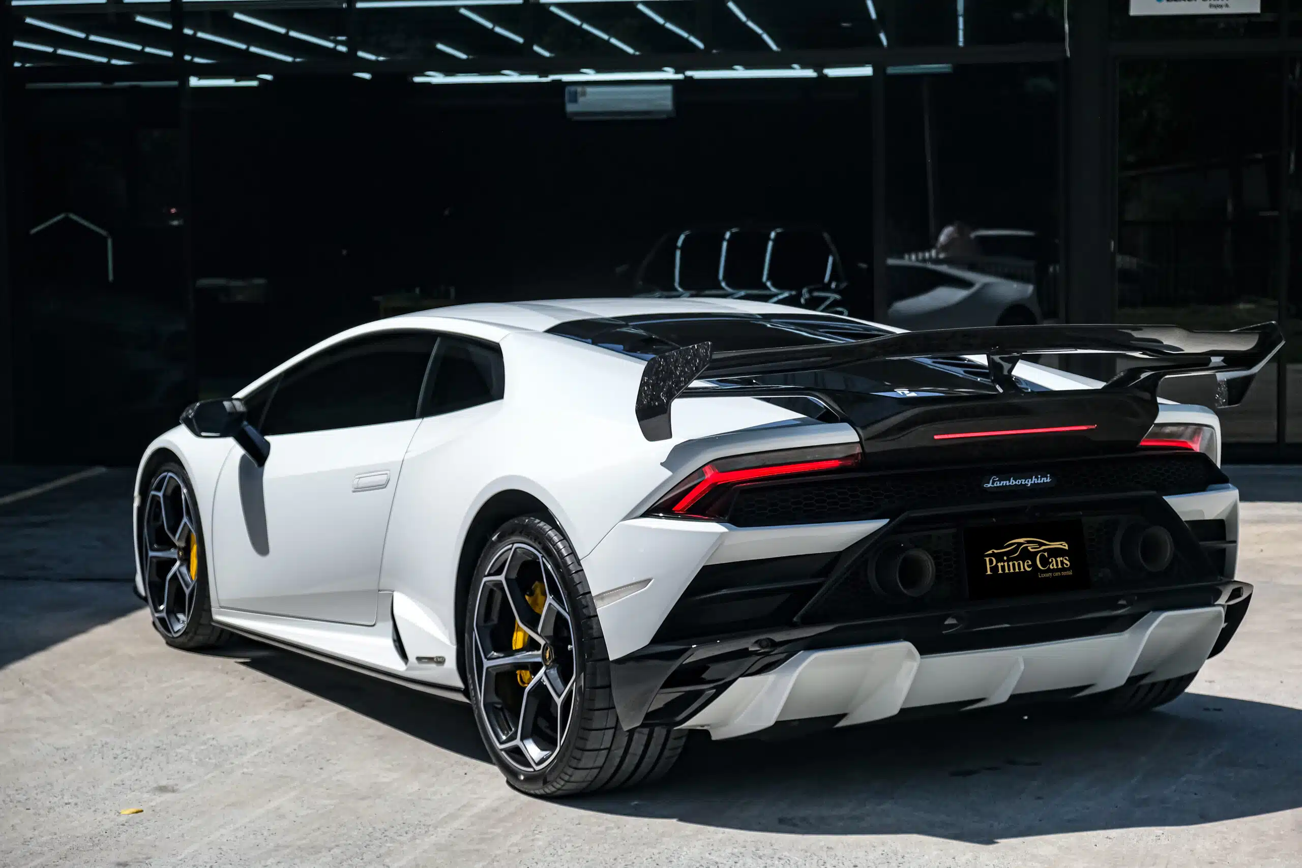 Lamborghini Huracán EVO photo 9