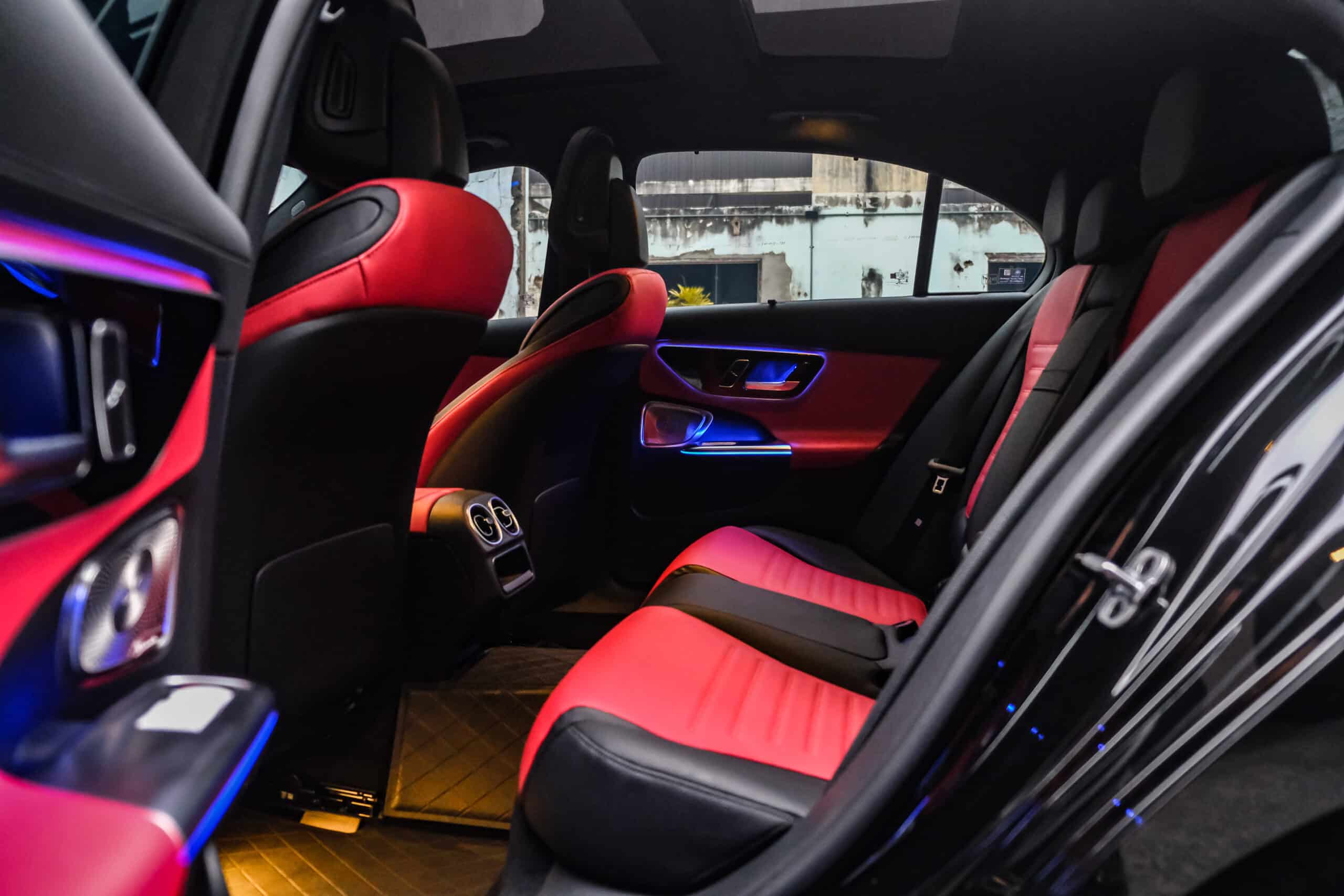 Mercedes-Benz C 350e AMG photo 4