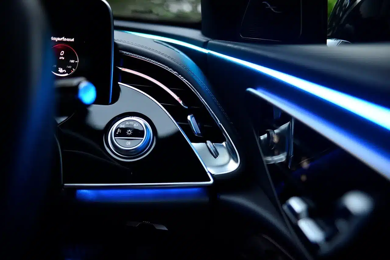 Mercedes-Benz E 350e AMG photo 9