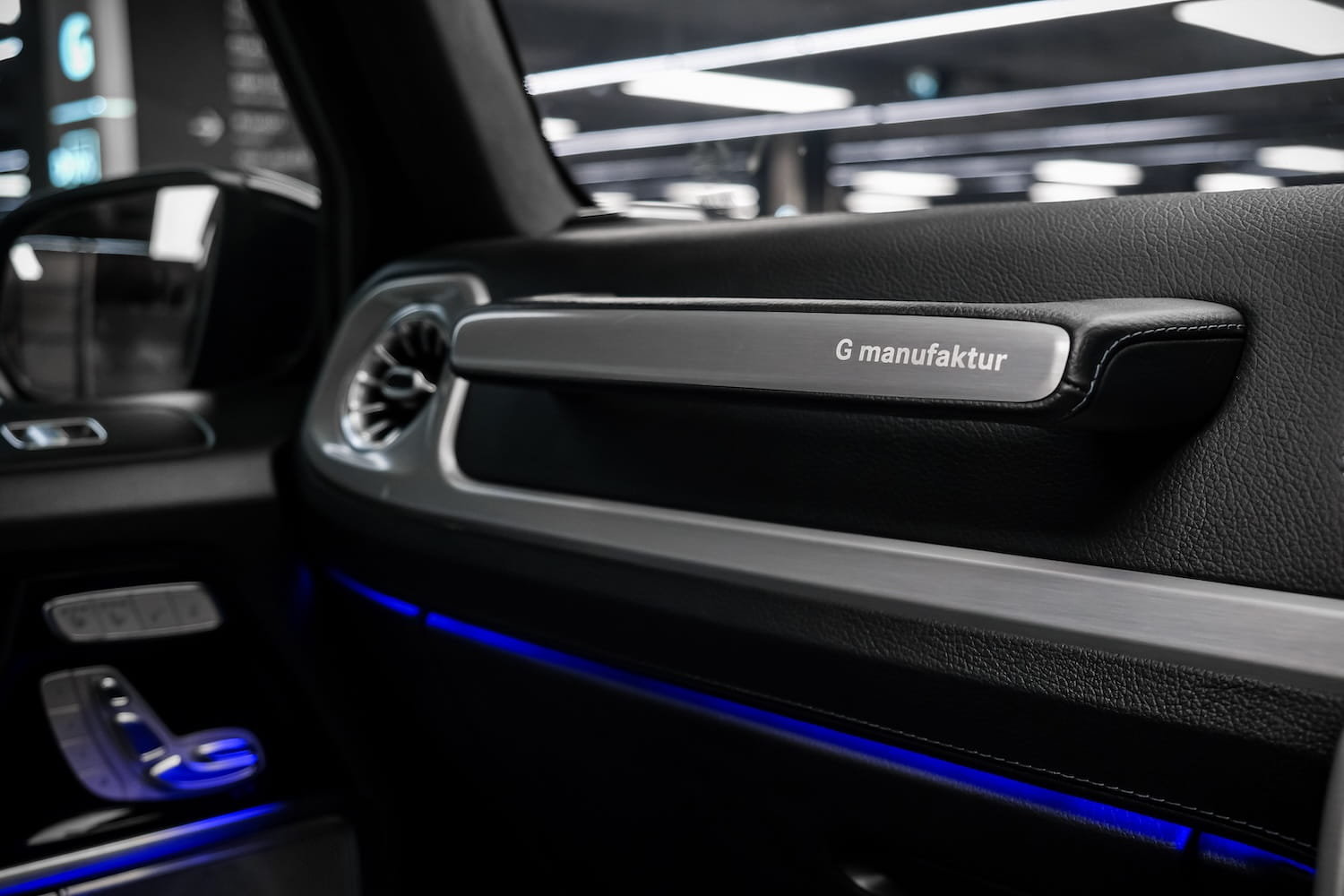 Mercedes-AMG G 63 photo 30