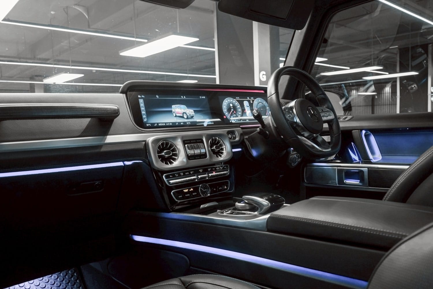 Mercedes-AMG G 63 photo 4