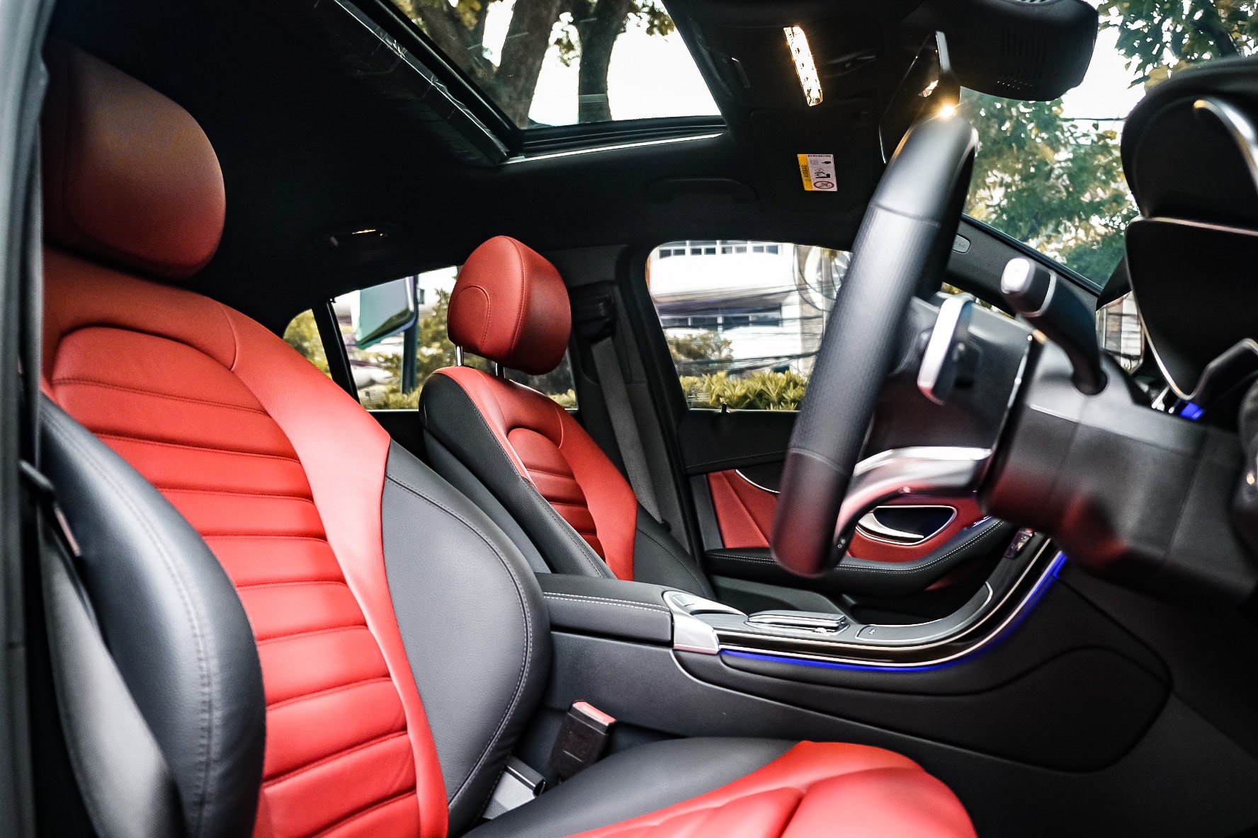 Mercedes-Benz GLC 300e Coupe AMG photo 3