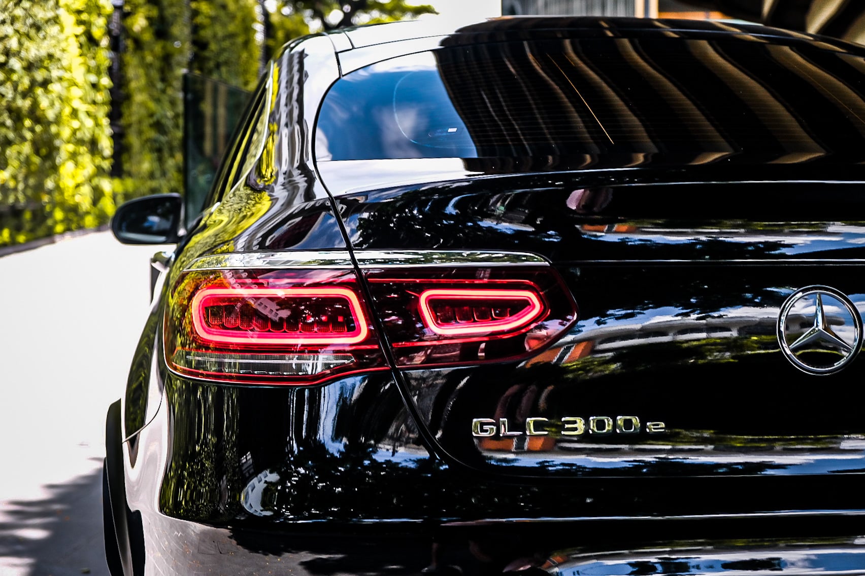 Mercedes-Benz GLC 300e Coupe AMG photo 8