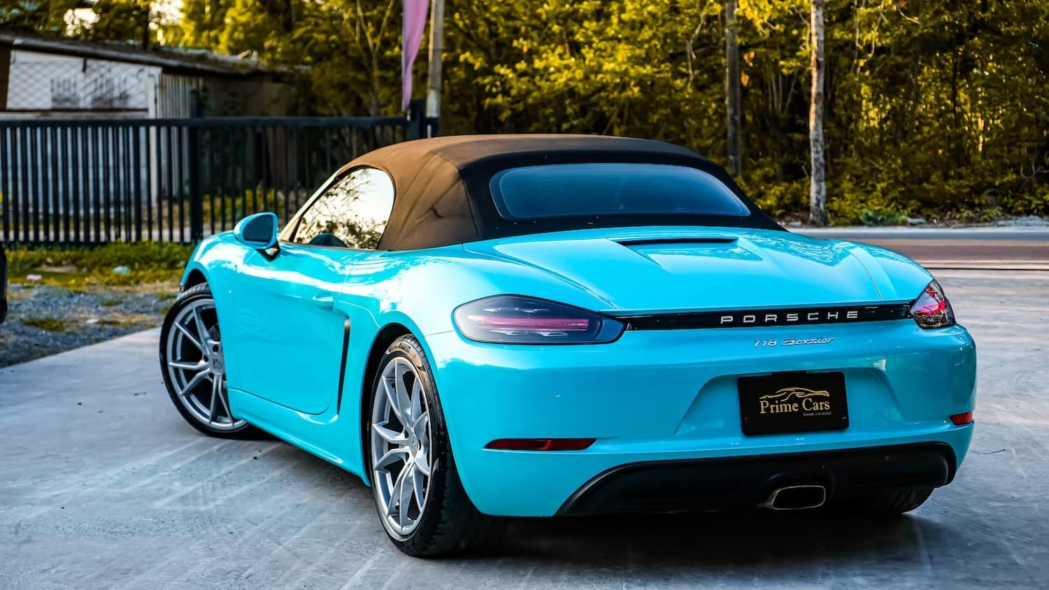 Porsche 718 Boxster photo 1
