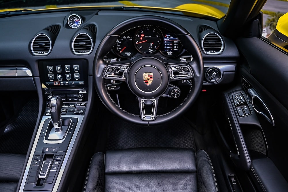 Porsche 718 Boxster photo 9