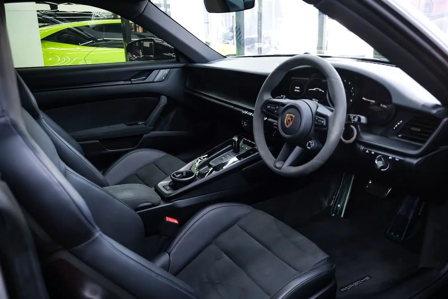 Porsche 911 Carrera GTS 992 MY2025 photo 4