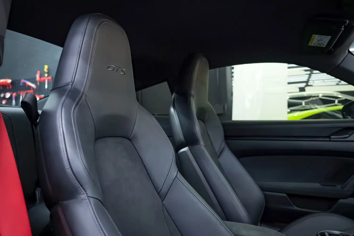 Porsche 911 Carrera GTS 992 MY2025 photo 1