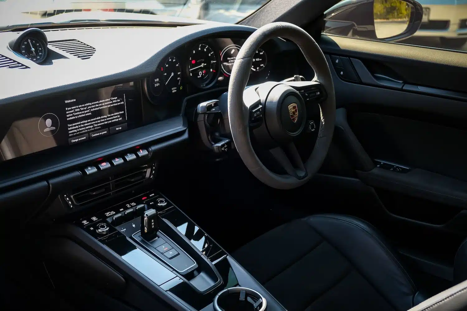 Porsche 911 Carrera GTS 992 MY2025 photo 3