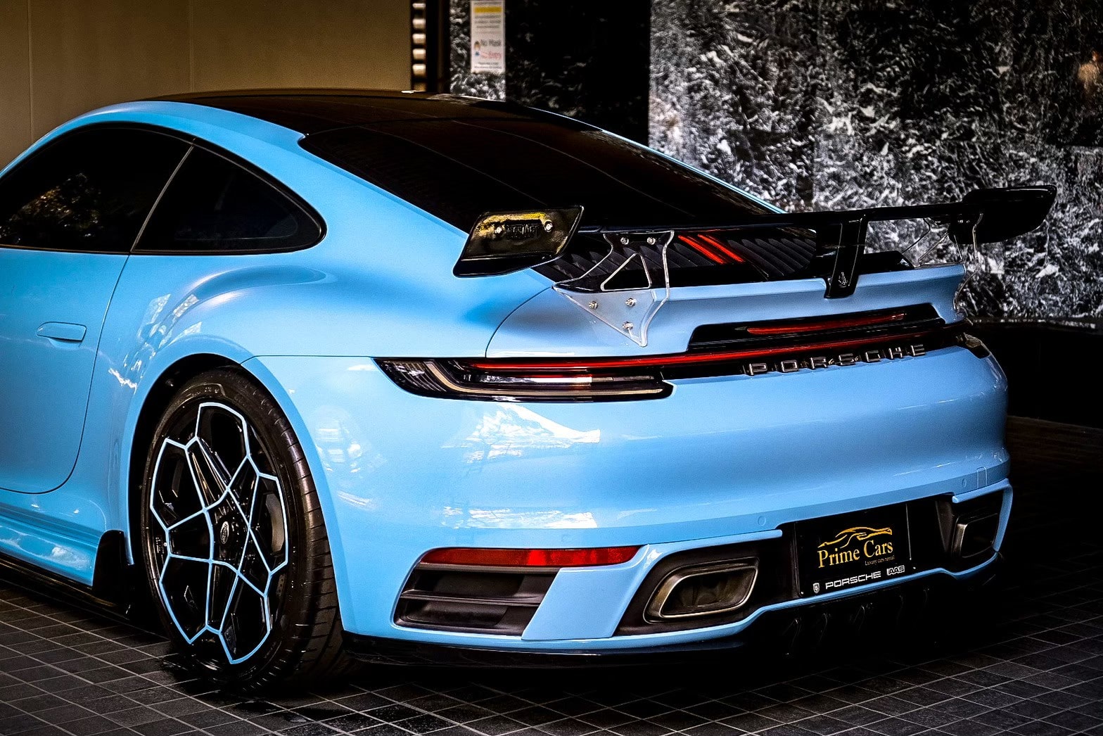 Porsche 911 Carrera Techart 992 photo 8