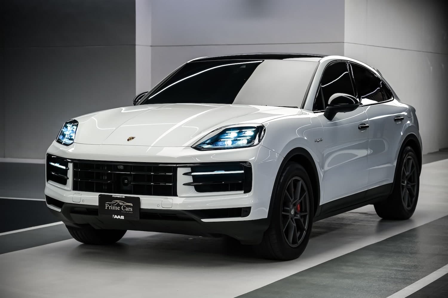 Porsche Cayenne Coupe photo 1