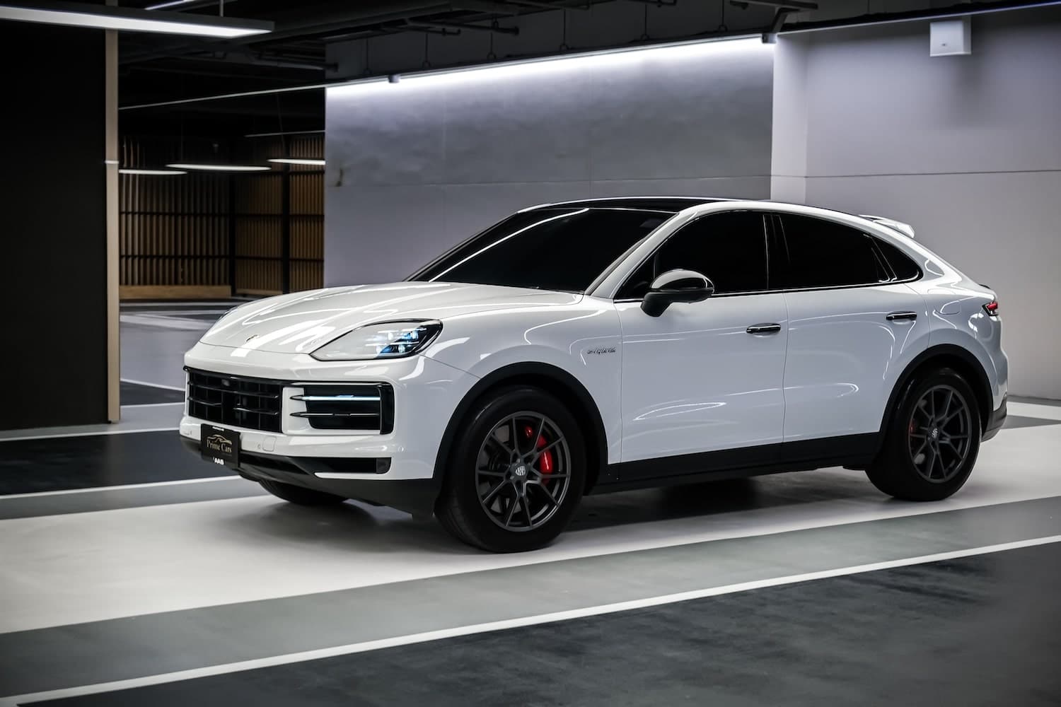 Porsche Cayenne Coupe photo 2