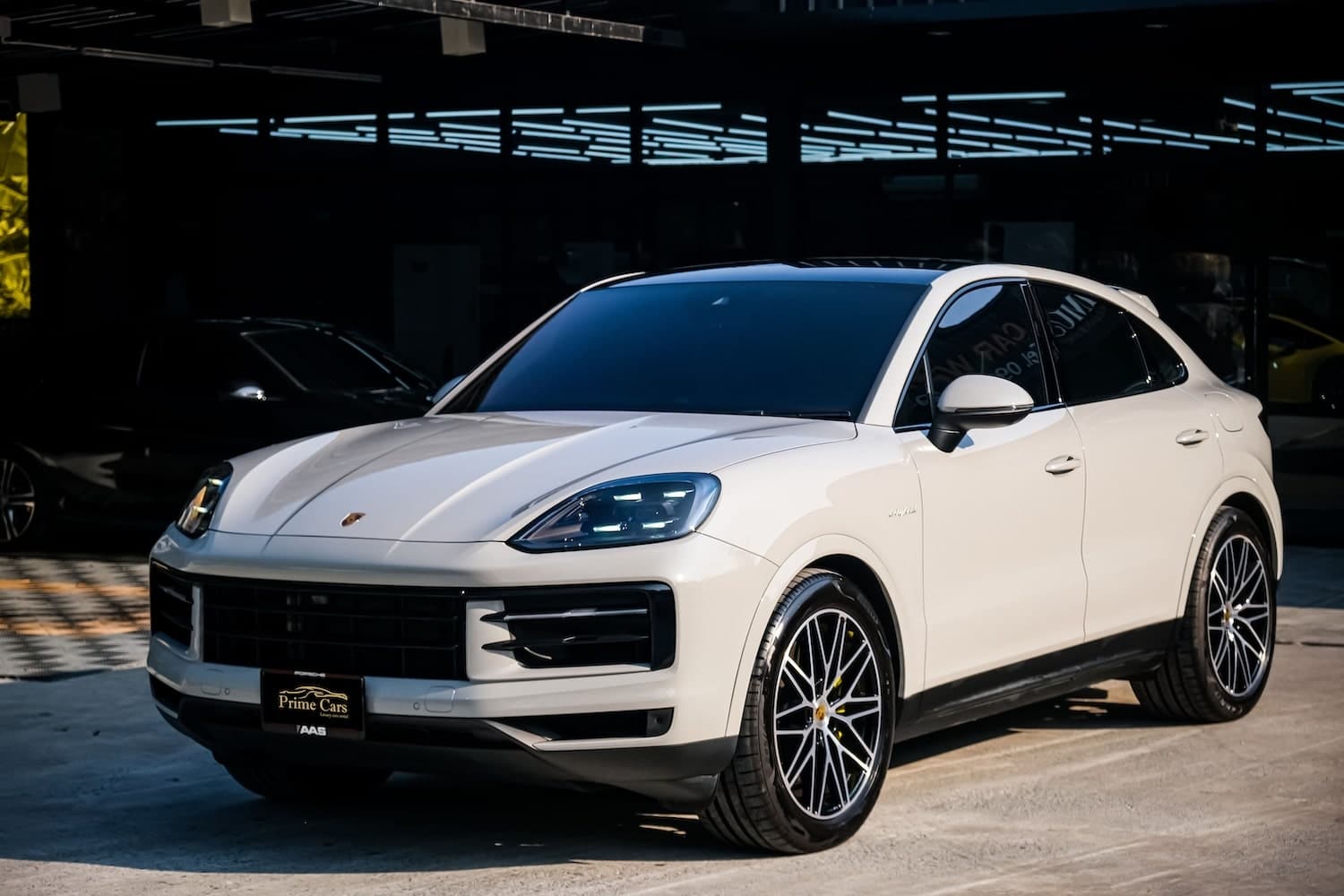 Porsche Cayenne E-Hybrid Coupe Facelift photo 10