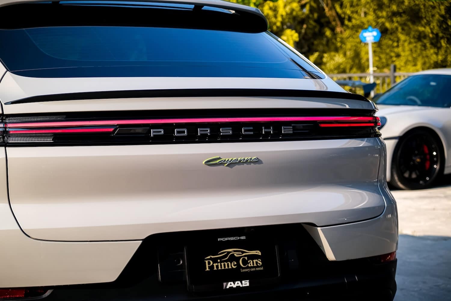 Porsche Cayenne E-Hybrid Coupe Facelift photo 2