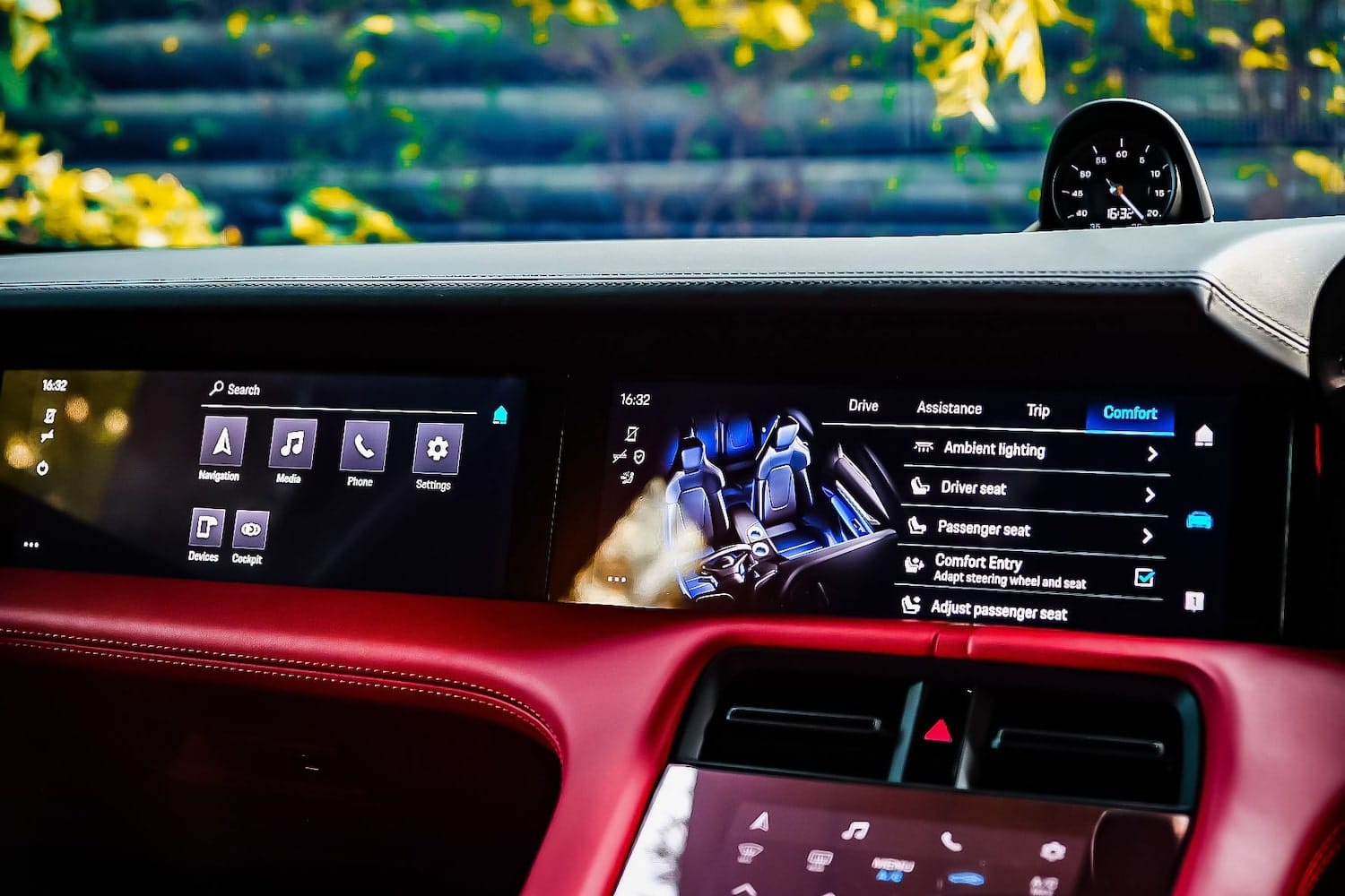 Porsche Taycan photo 17