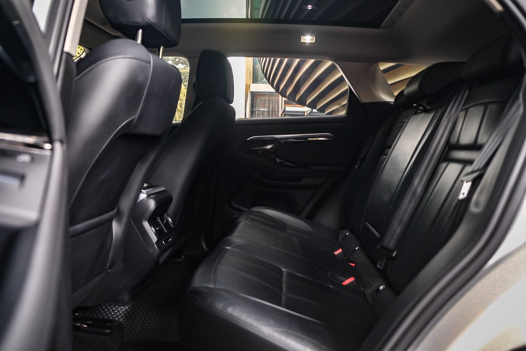 Range Rover Evoque photo 3