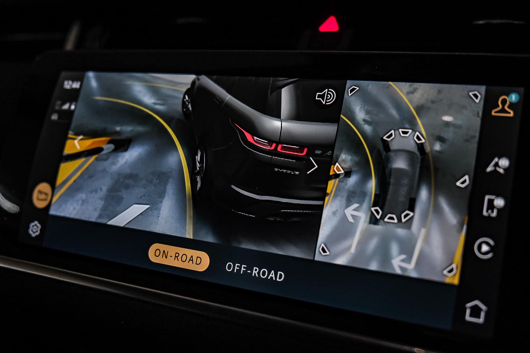 Range Rover Evoque photo 11