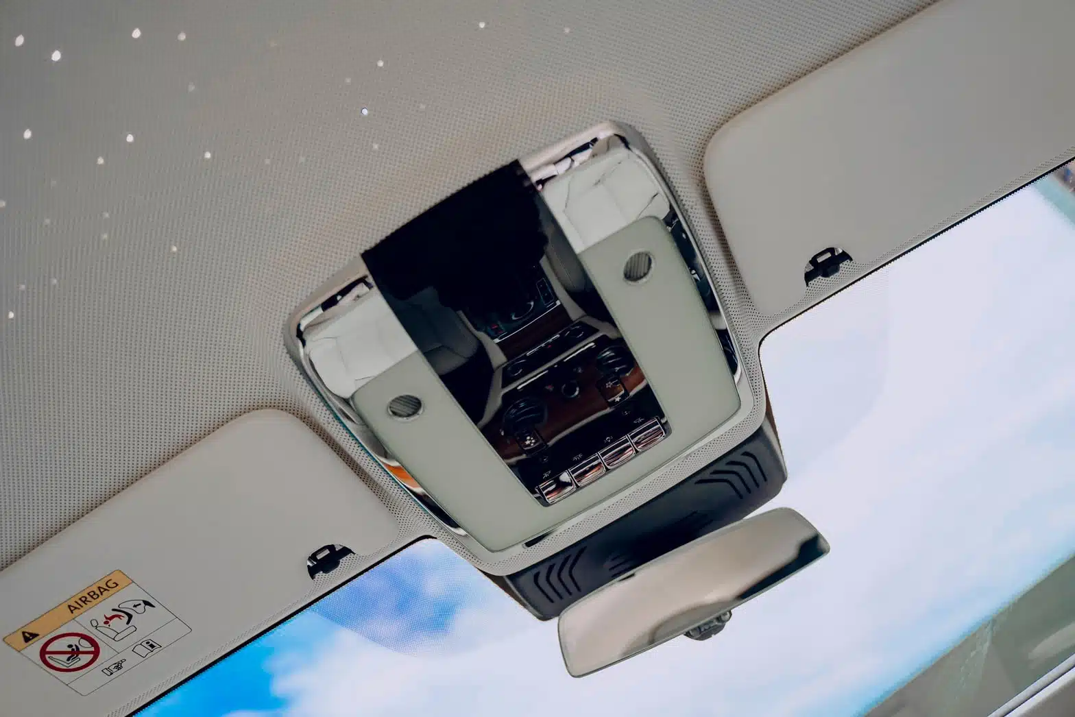 Rolls-Royce Ghost photo 11