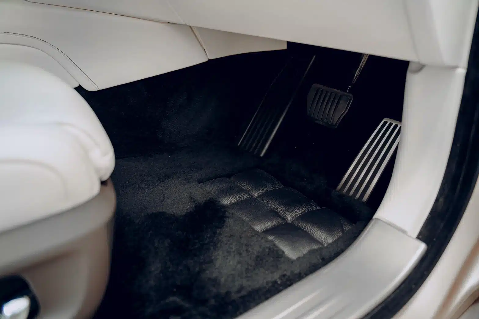 Rolls-Royce Ghost photo 16