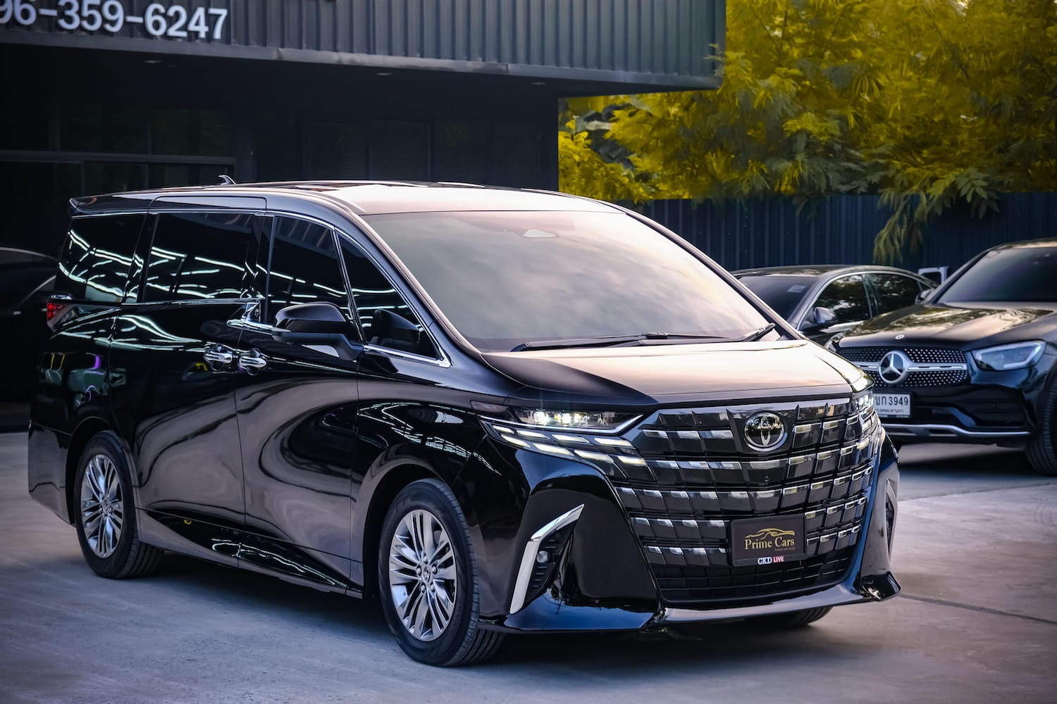 Toyota Alphard 40 2.5Z Black Edition photo 7