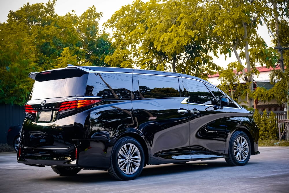 Toyota Alphard 40 2.5Z Black Edition photo 12