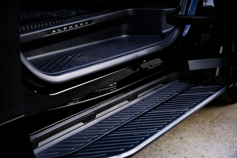 Toyota Alphard 40 2.5Z Black Edition photo 13