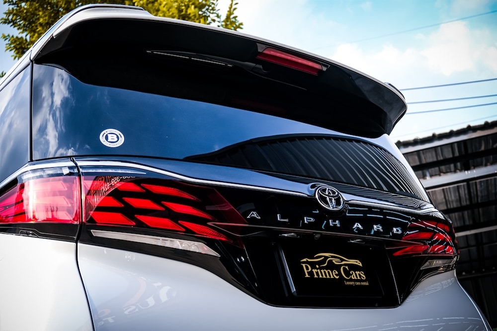 Toyota Alphard 40 2.5Z Pearl White photo 10